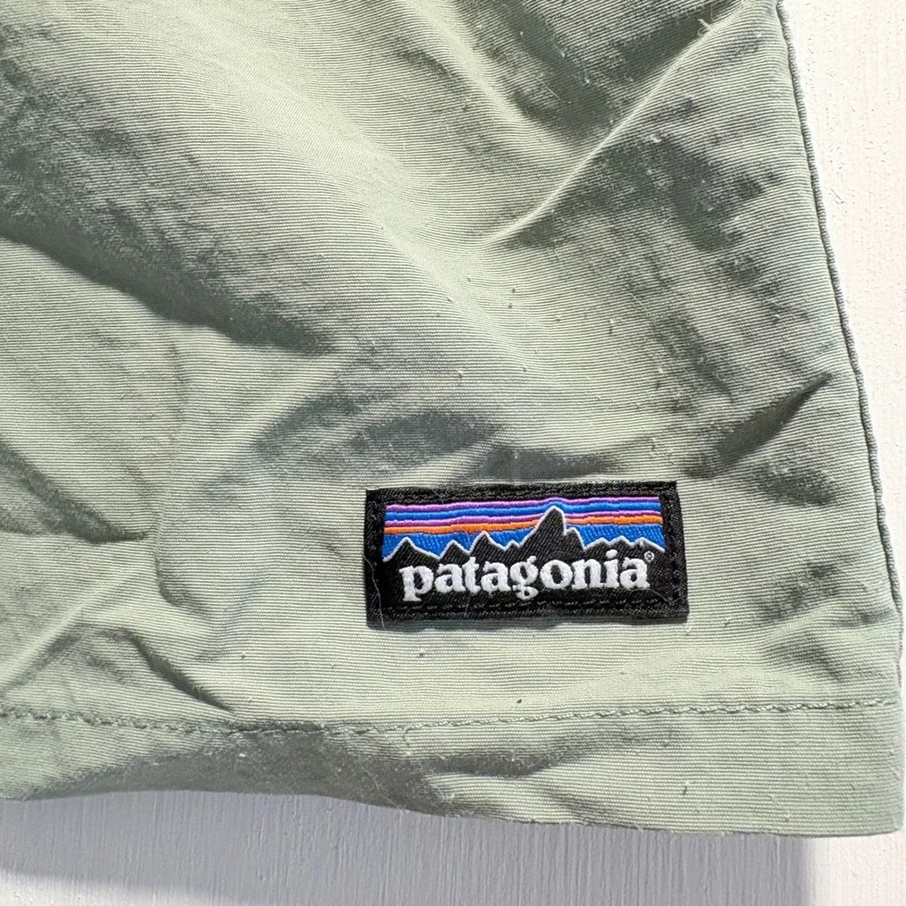 Patagonia Kids Medium Baggies Shorts Sage Green NetPlus Nylon 6.5 Inseam 459